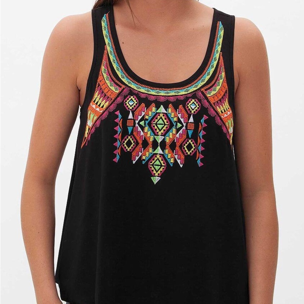⭐️3/$15 ⭐️ Love on a hanger Embroidered blouse tank top